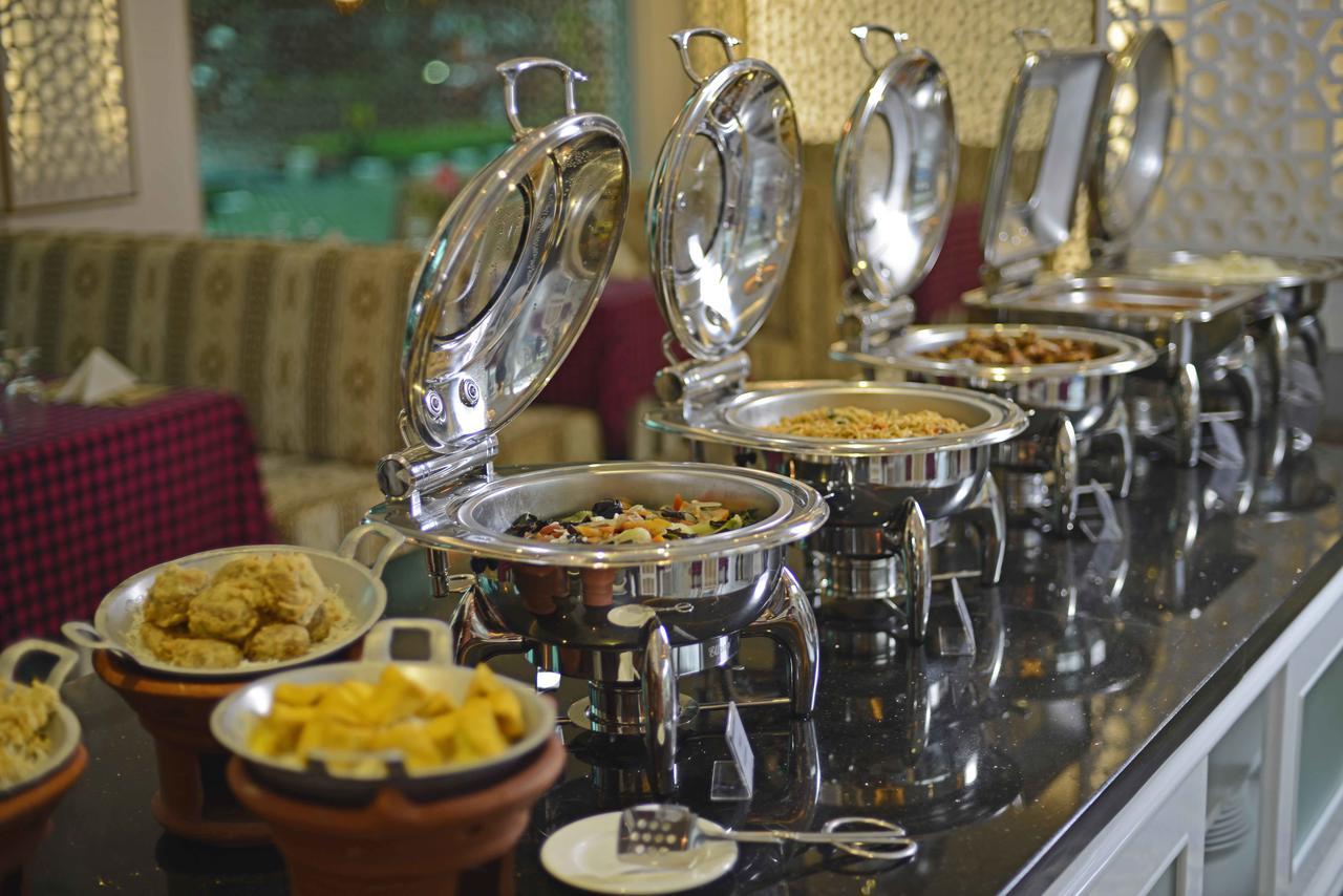 สหิรา บูติก์ โฮเต็ล ปากูวัน  Hotel โบกอร์ ภายนอก รูปภาพ